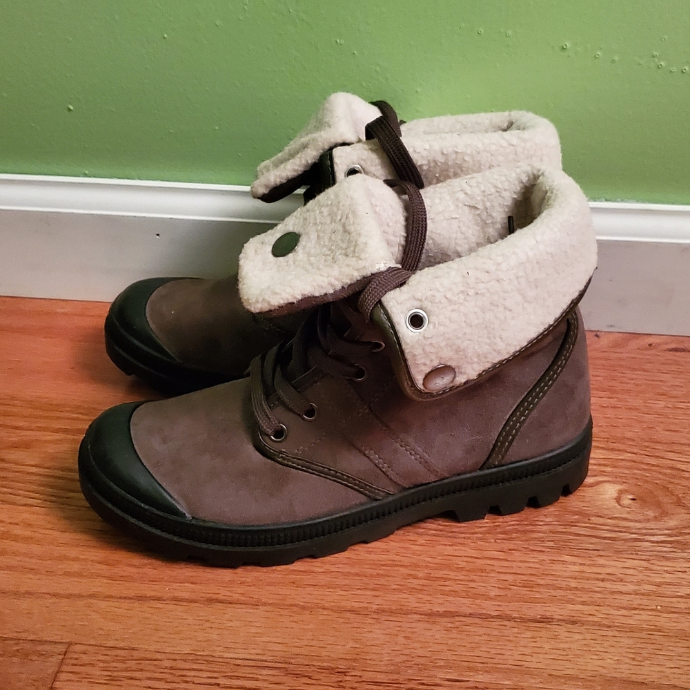Brown Fur Lined Winter Boots